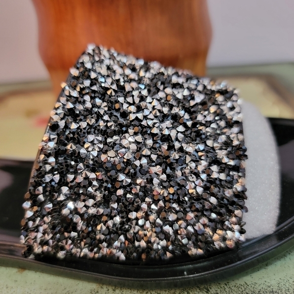 NWOT Black and Silver Glitter Slides Size 7 - Picture 6 of 6